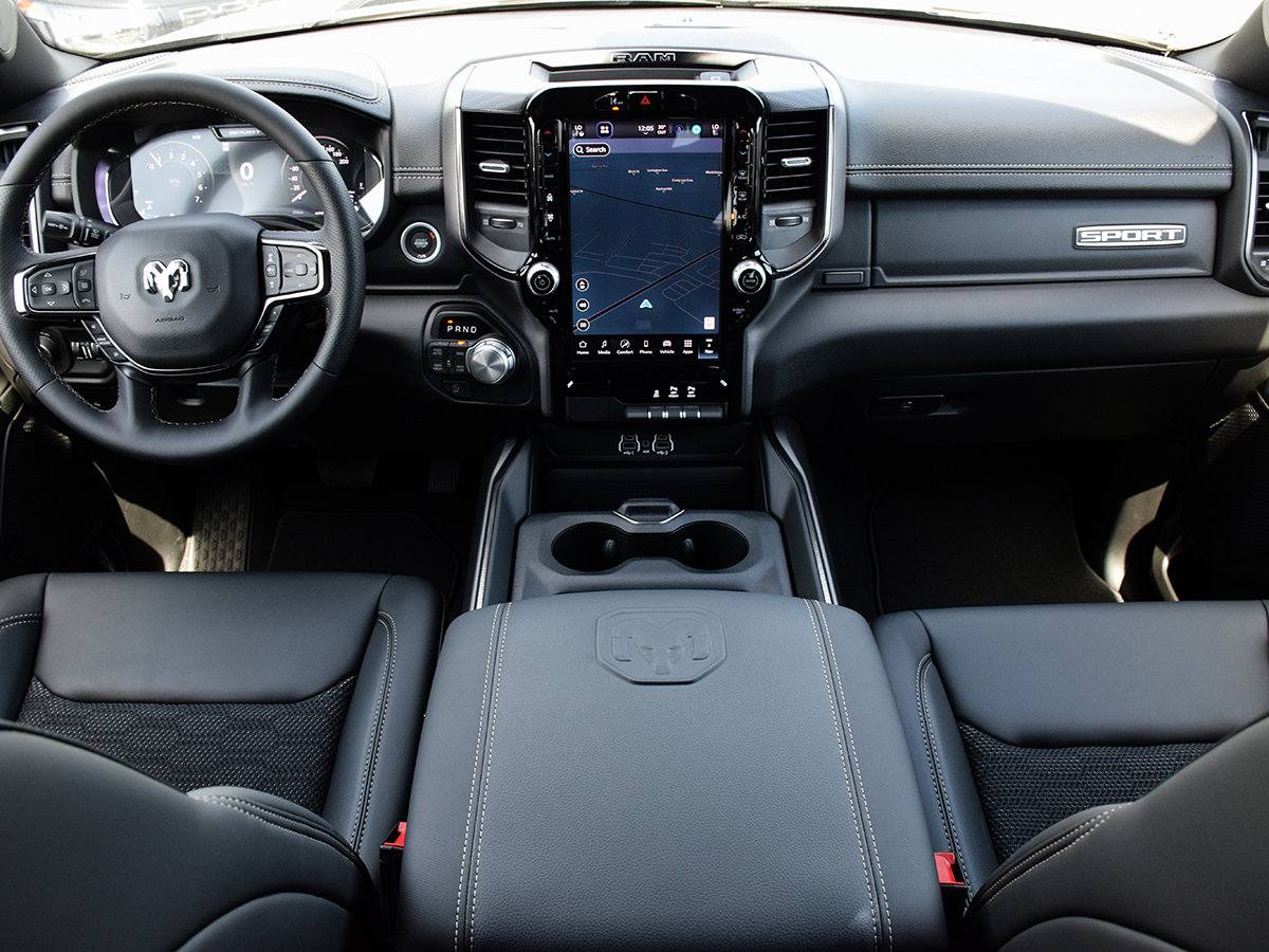 2026 Ram 1500 SPORT-12