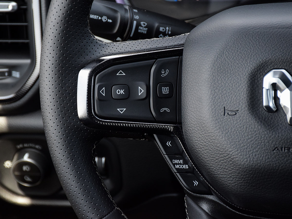 2026 Ram 1500 SPORT-14