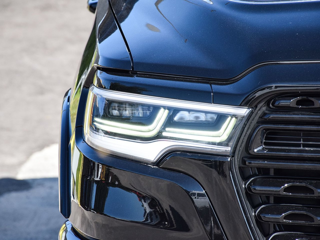 2026 Ram 1500 LIMITED-4