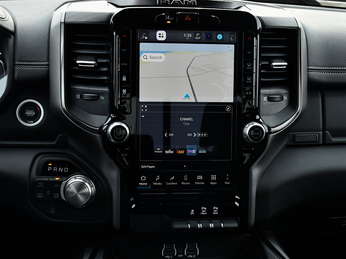 2026 Ram 1500 SPORT-14