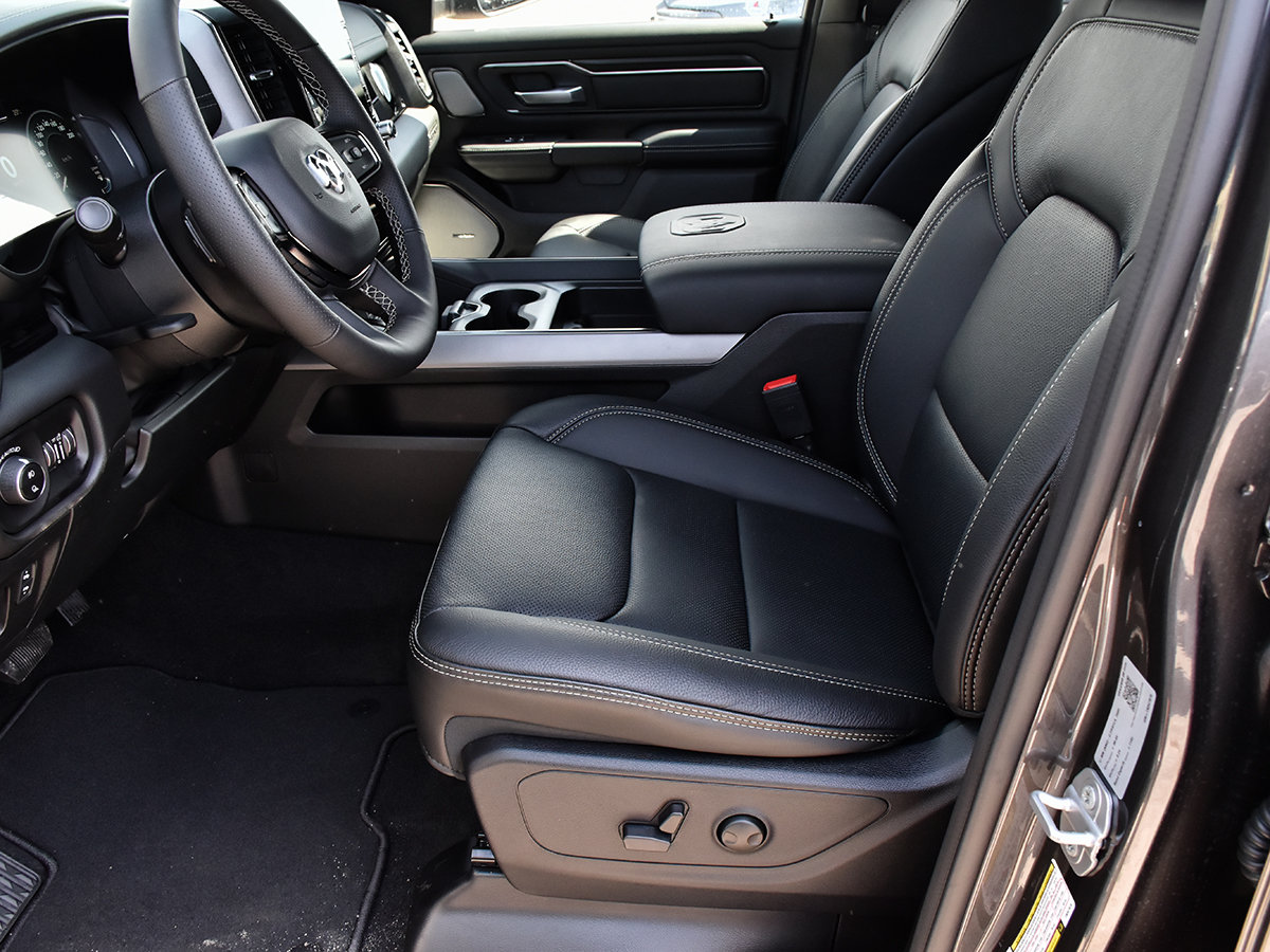 2026 Ram 1500 SPORT-10