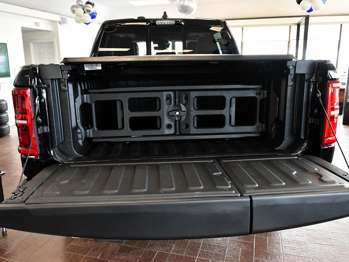 2026 Ram 1500 TUNGSTEN-24