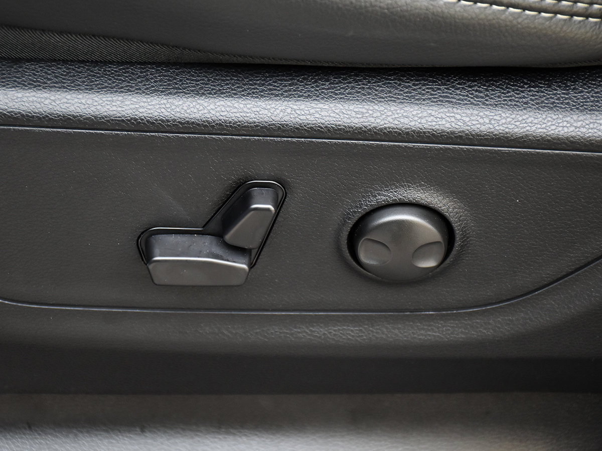 2026 Ram 1500 REBEL-13