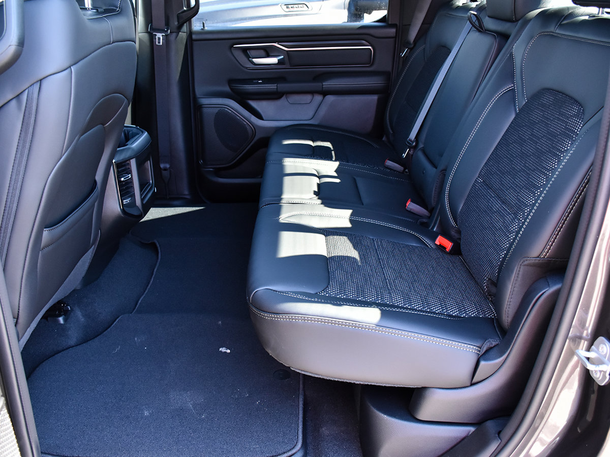 2026 Ram 1500 SPORT-14