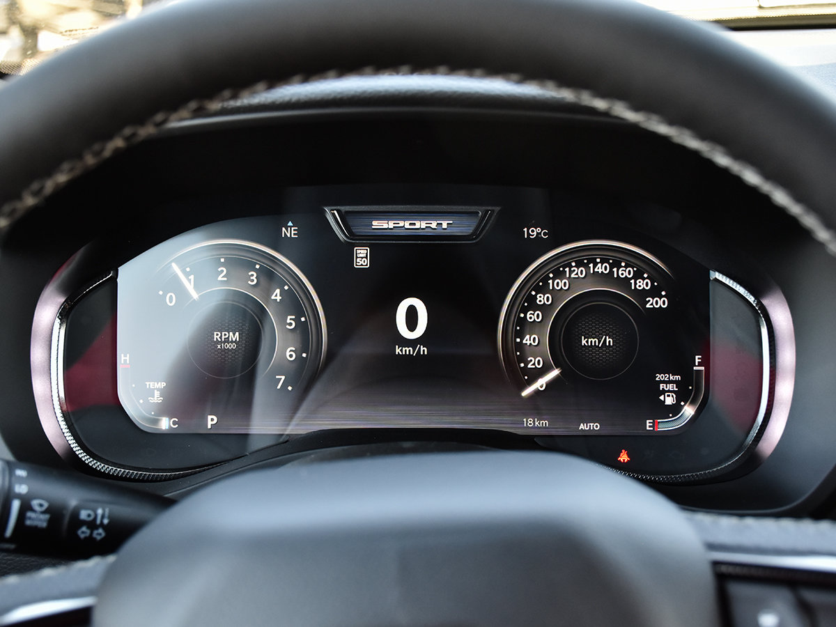2026 Ram 1500 SPORT-23