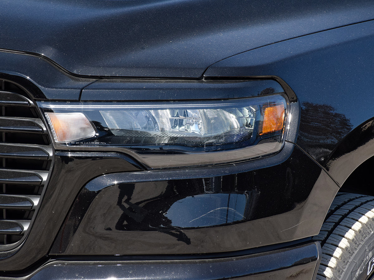 2026 Ram 1500 SPORT-3