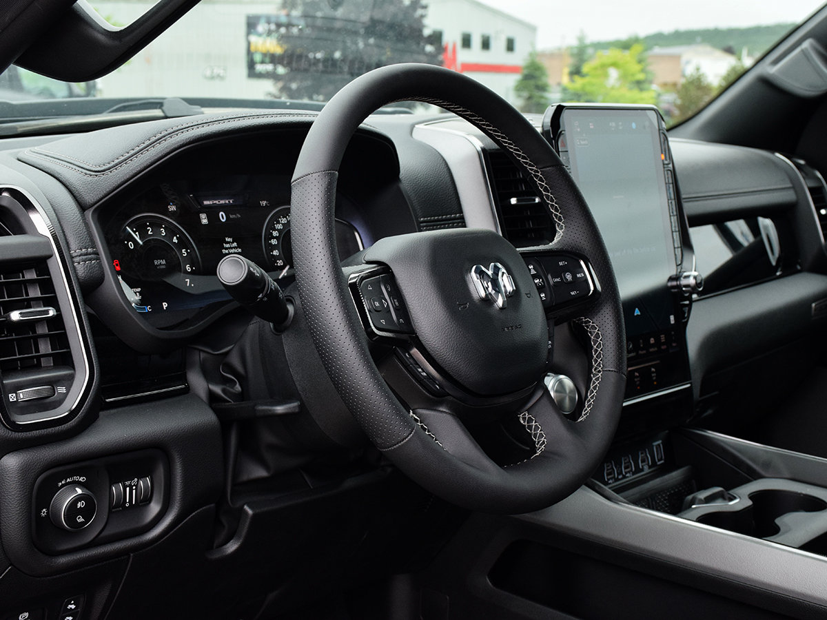 2026 Ram 1500 SPORT-9