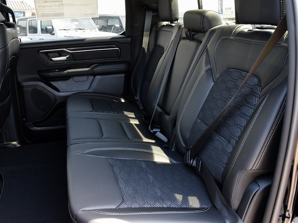2026 Ram 1500 SPORT-11