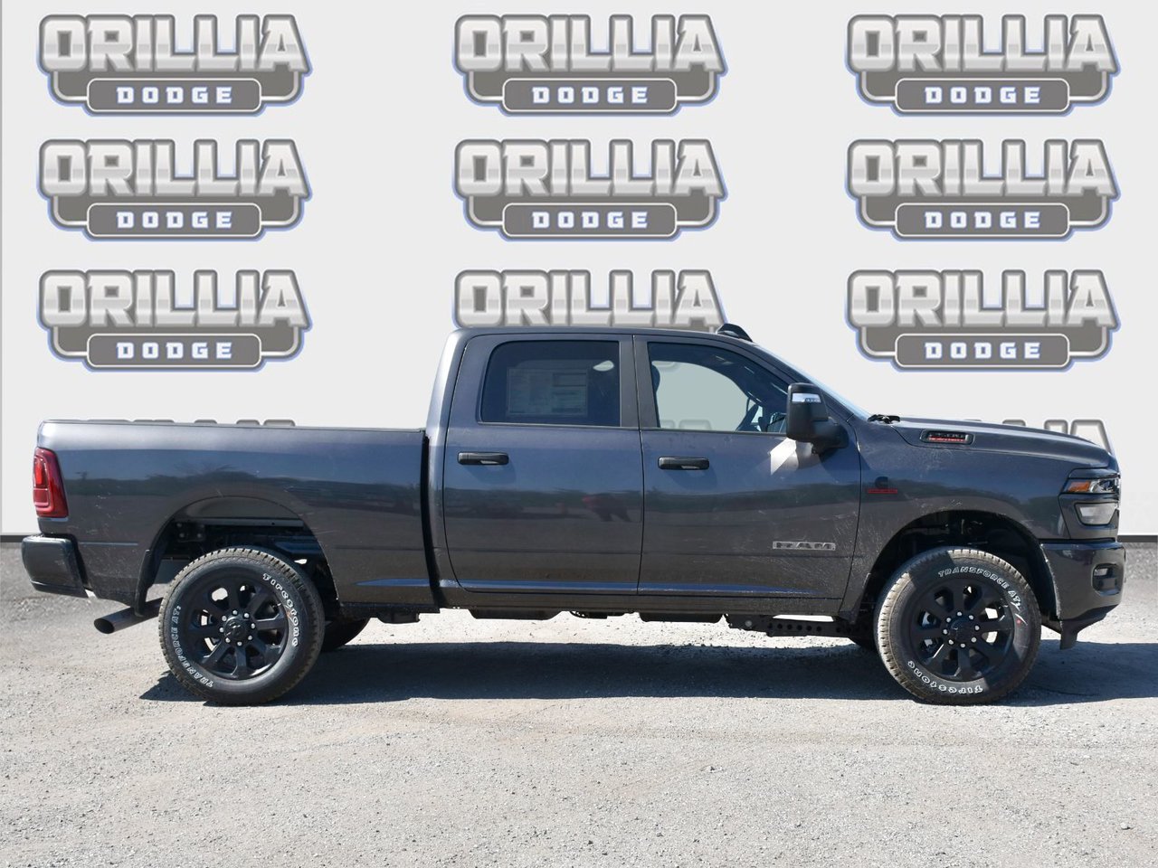 2026 Ram 2500 BIG HORN-2