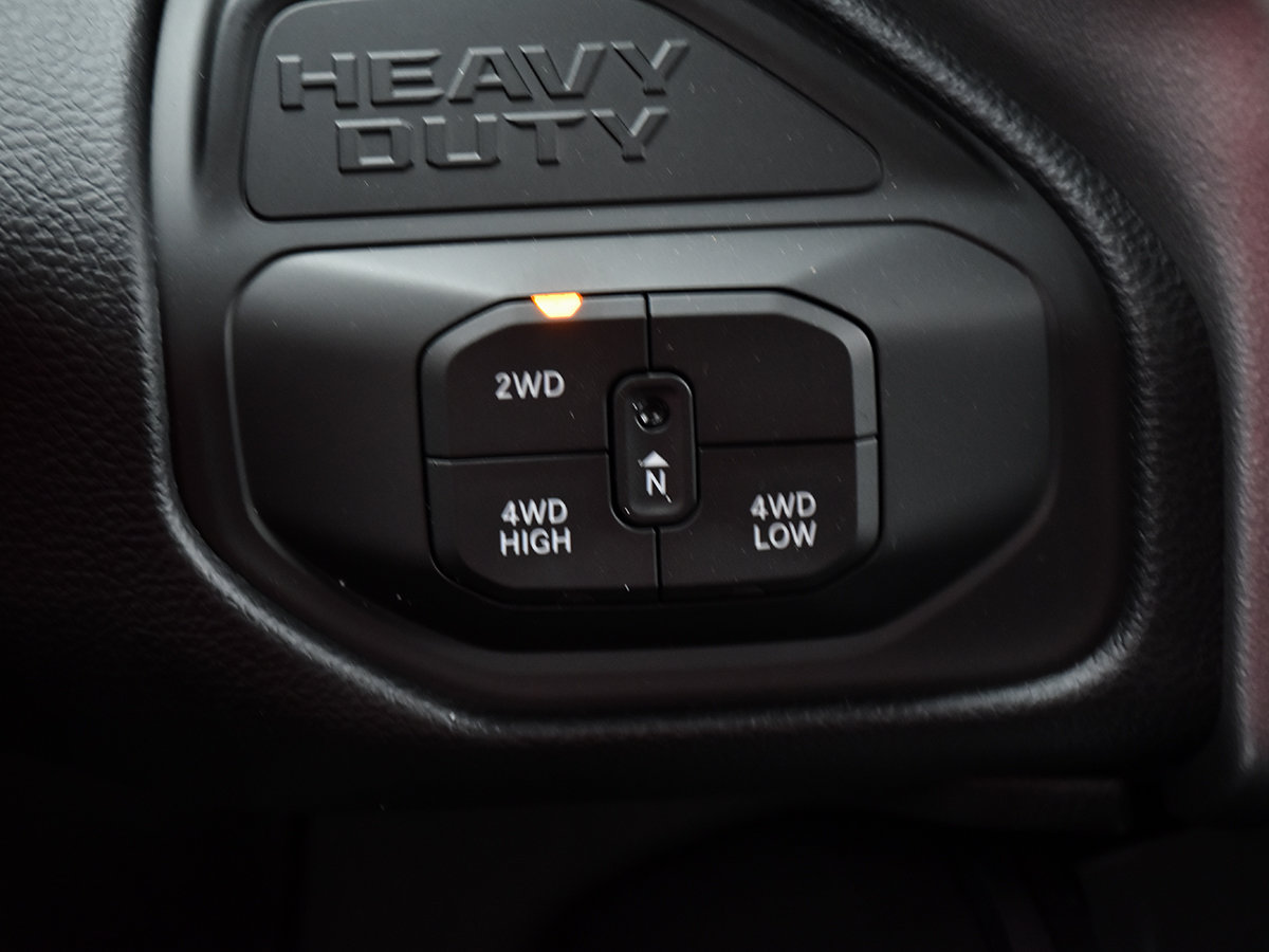2026 Ram 2500 BIG HORN-26