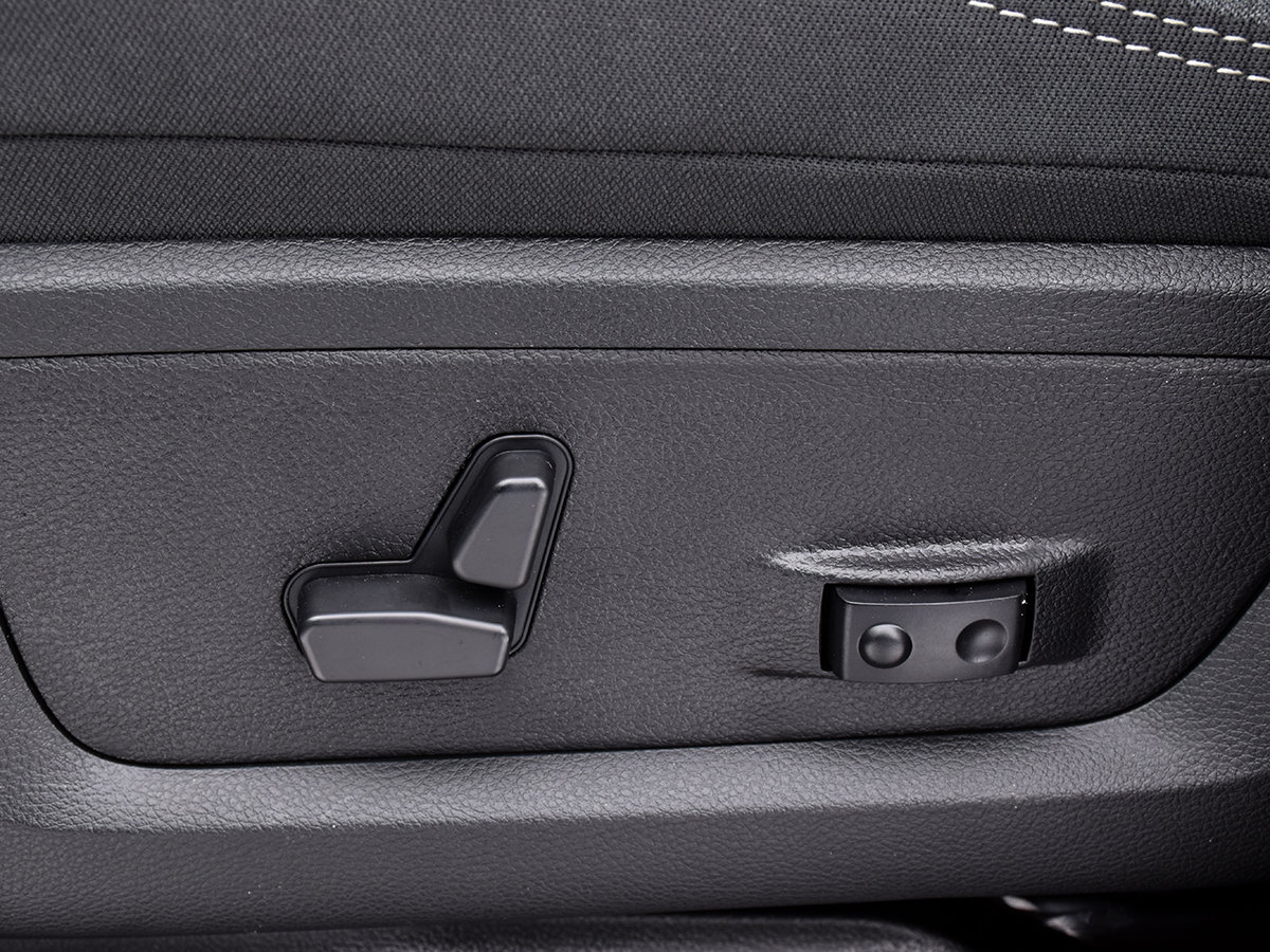 2026 Ram 2500 BIG HORN-10