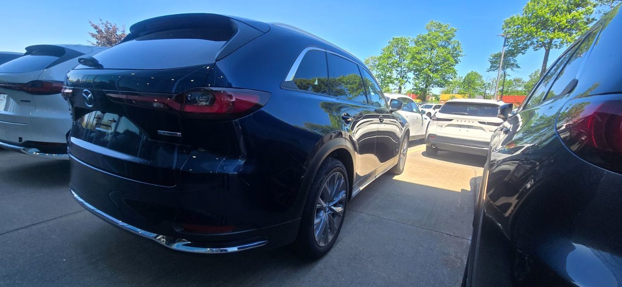 2025 Mazda CX-90