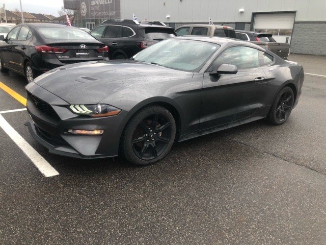 2018 Ford Mustang EcoBoost Premium Coupe RWD