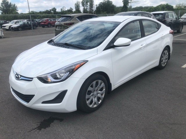 Ice White Pearl 2016 Hyundai Elantra Sedan Automatic
