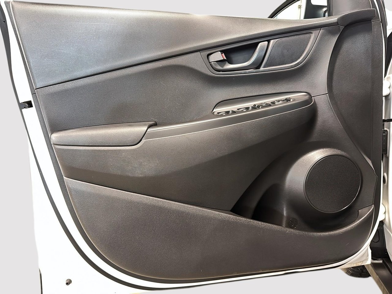 2022 Hyundai Kona Preferred-9