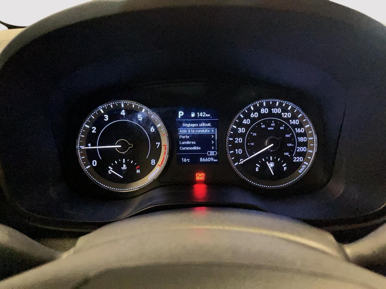 2022 Hyundai Venue Preferred-13