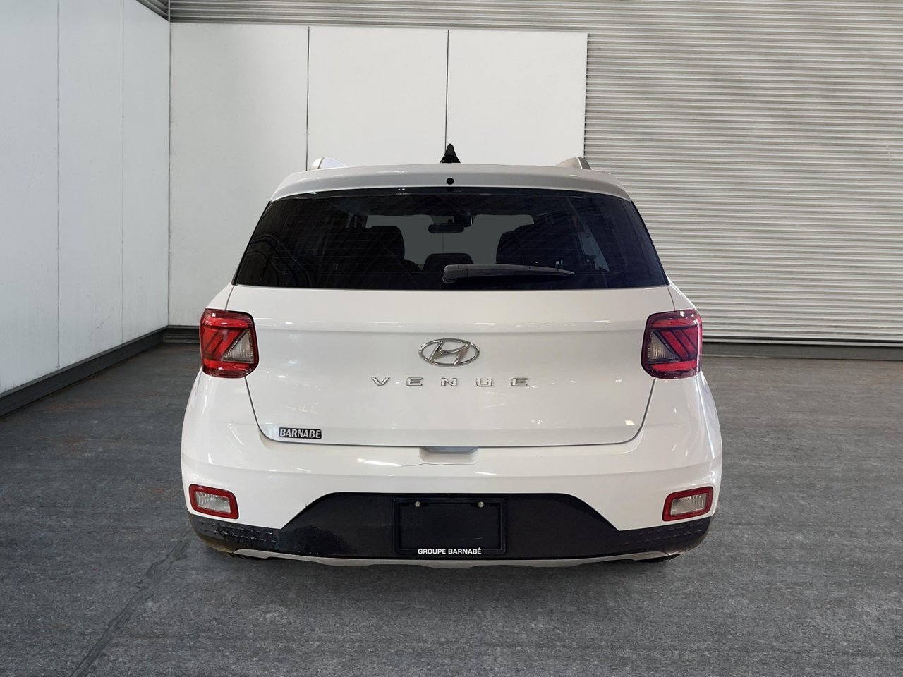 2022 Hyundai Venue Preferred-2