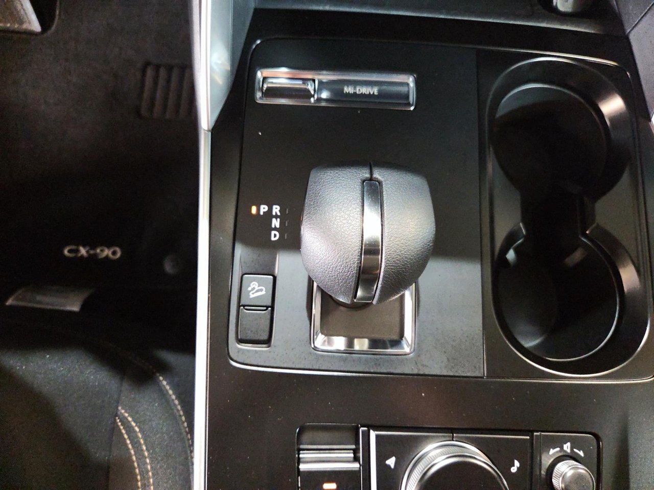 2025 Mazda CX-90 MHEV GS AWD-15