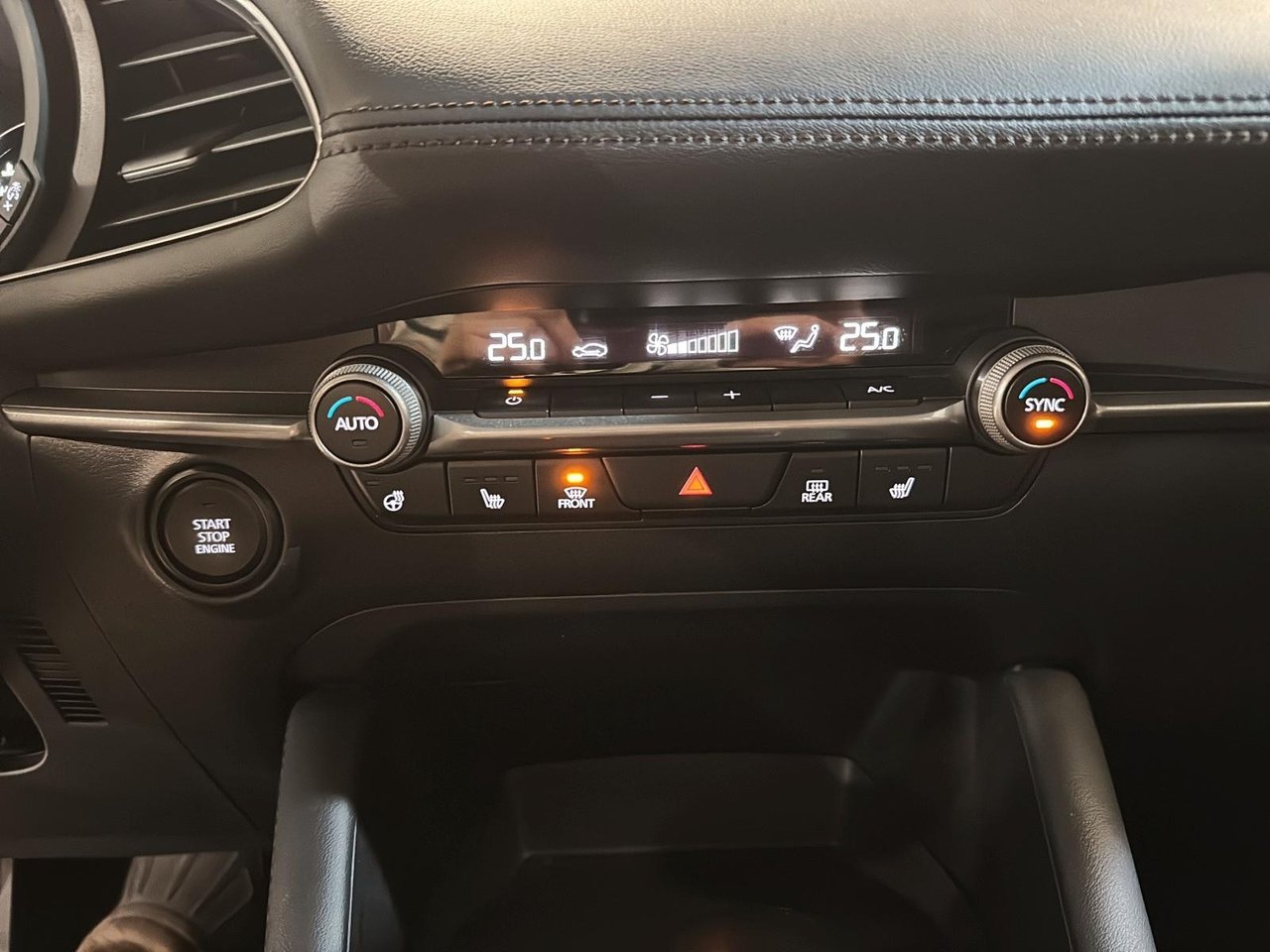 Mazda 3 GS AWD 2022-13