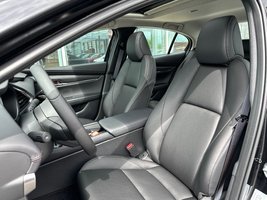 Mazda 3 GS 2025-9