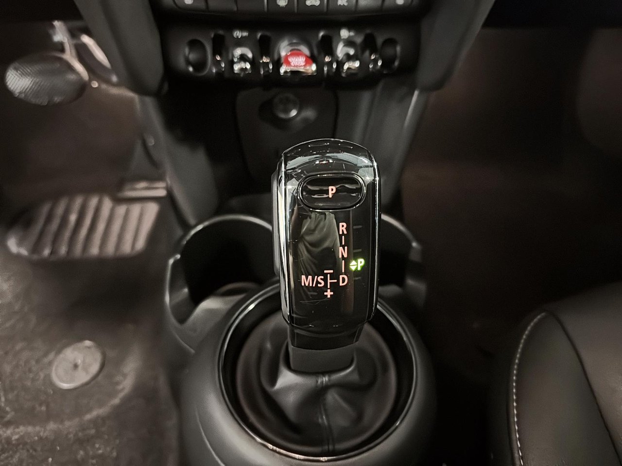 2020 MINI 3 Door Cooper-14