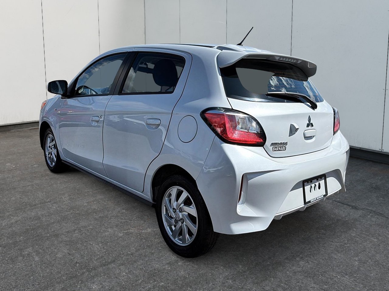 Mitsubishi Mirage ES 2023-3