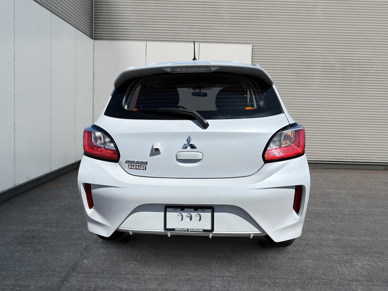 Mitsubishi Mirage ES 2023-2