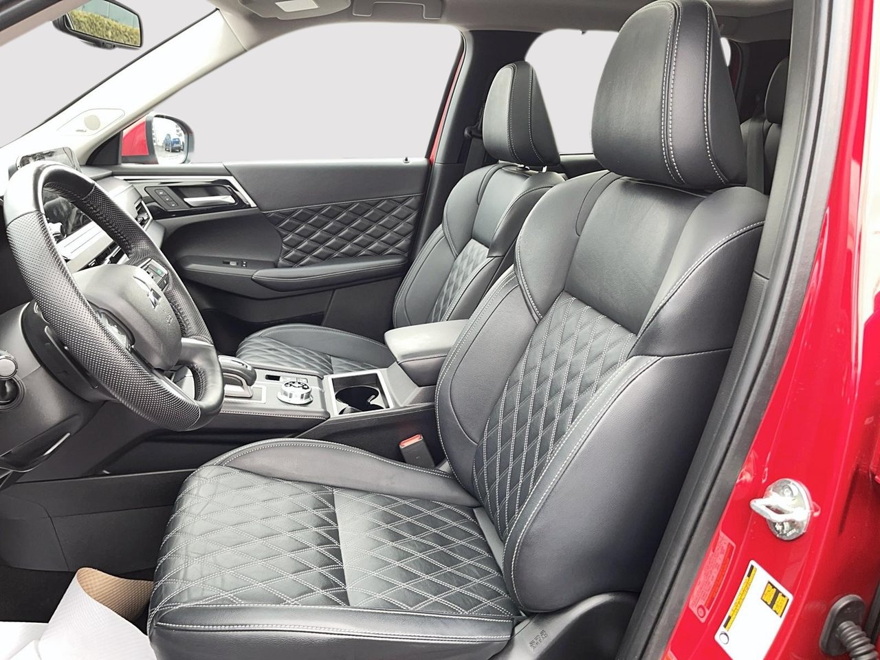 Mitsubishi Outlander PHEV GT 2023-8