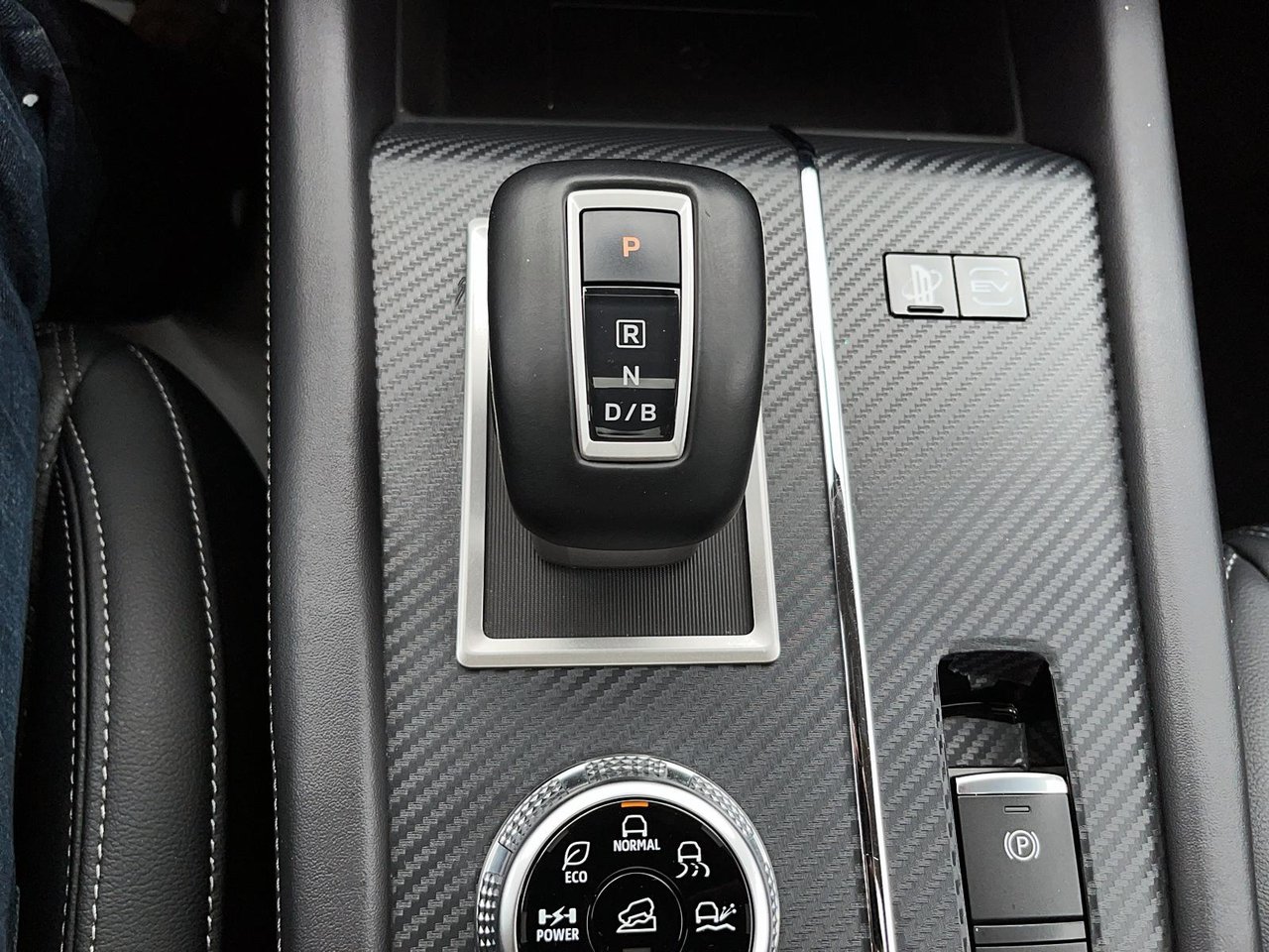 Mitsubishi Outlander PHEV GT 2023-14