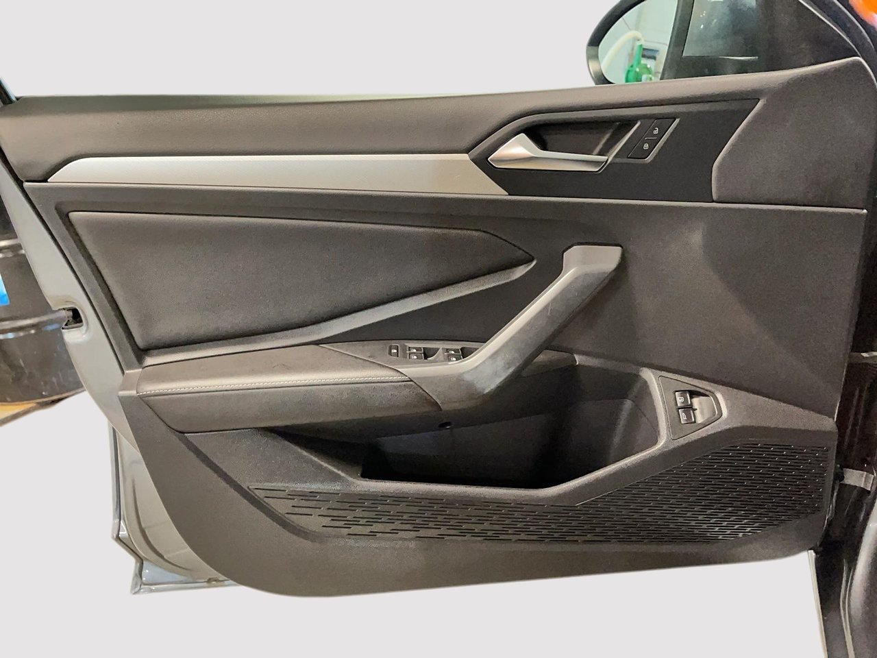 2022 Volkswagen Jetta Trendline-10