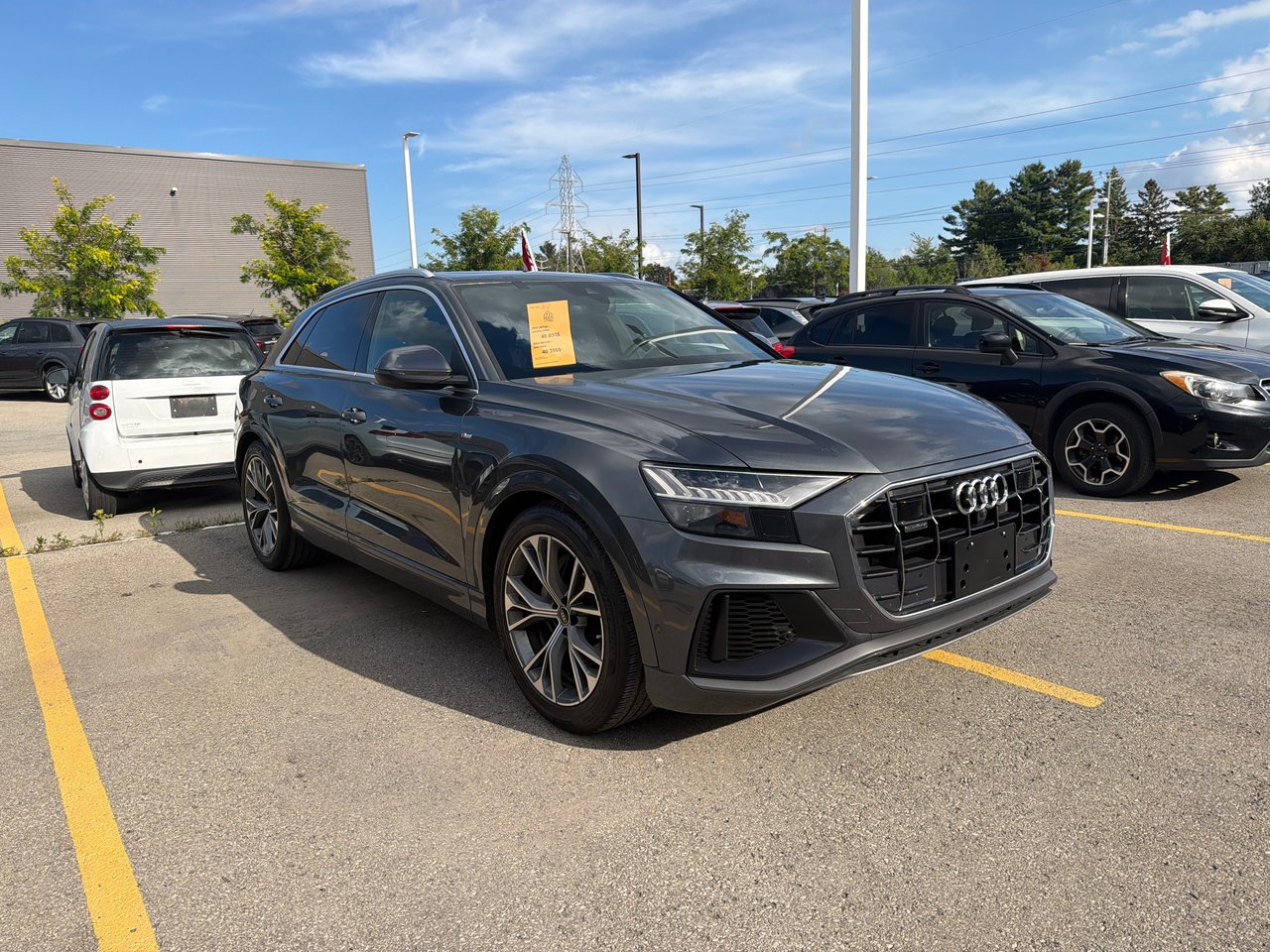 Daytona Gray Pearl Effect 2022 Audi Q8 SUV / Crossover Automatic
