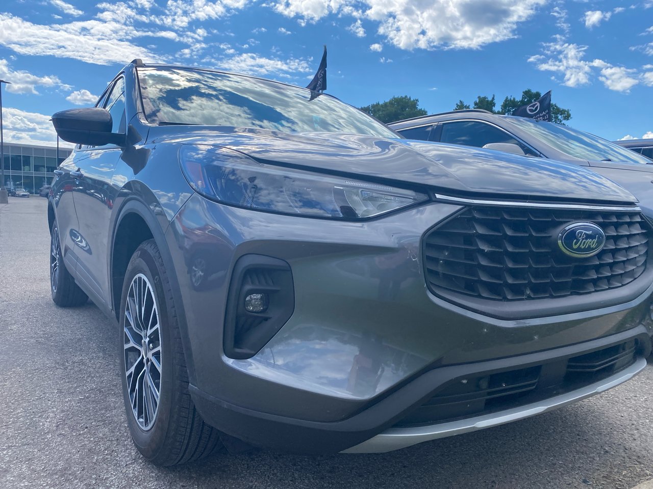 Gray (Carbonized Grey Metallic) 2023 Ford Escape Hybrid Plug-in SUV / Crossover Front-Wheel Drive Automatic