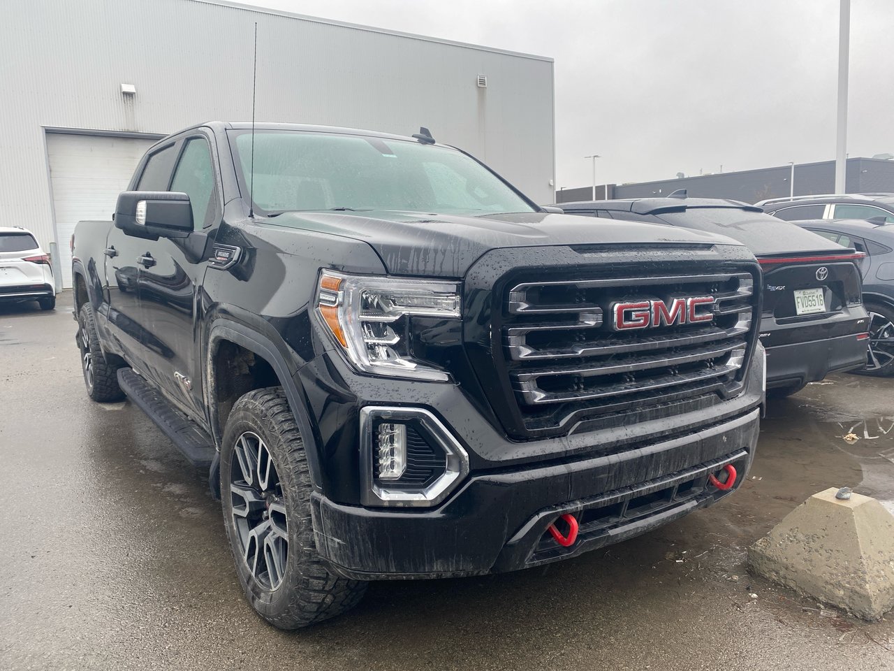 2022 GMC Sierra 1500 Limited AT4 Crew Cab 4WD