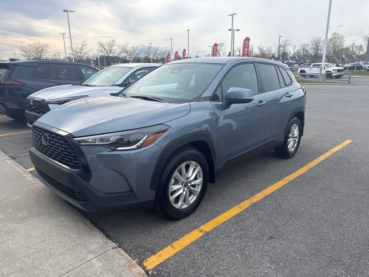 2023 Toyota Corolla Cross LE AWD