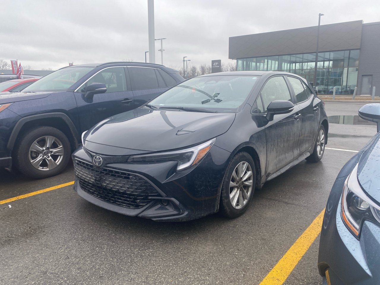 2023 Toyota Corolla Hatchback SE FWD