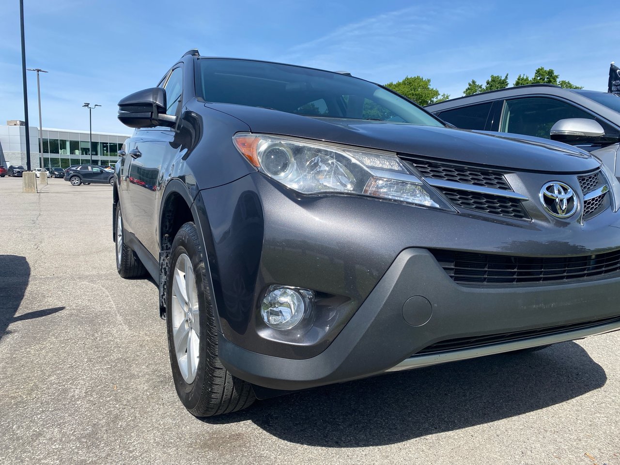 Gray (Magnetic Grey Metallic) 2014 Toyota RAV4 XLE AWD SUV / Crossover All-Wheel Drive Automatic