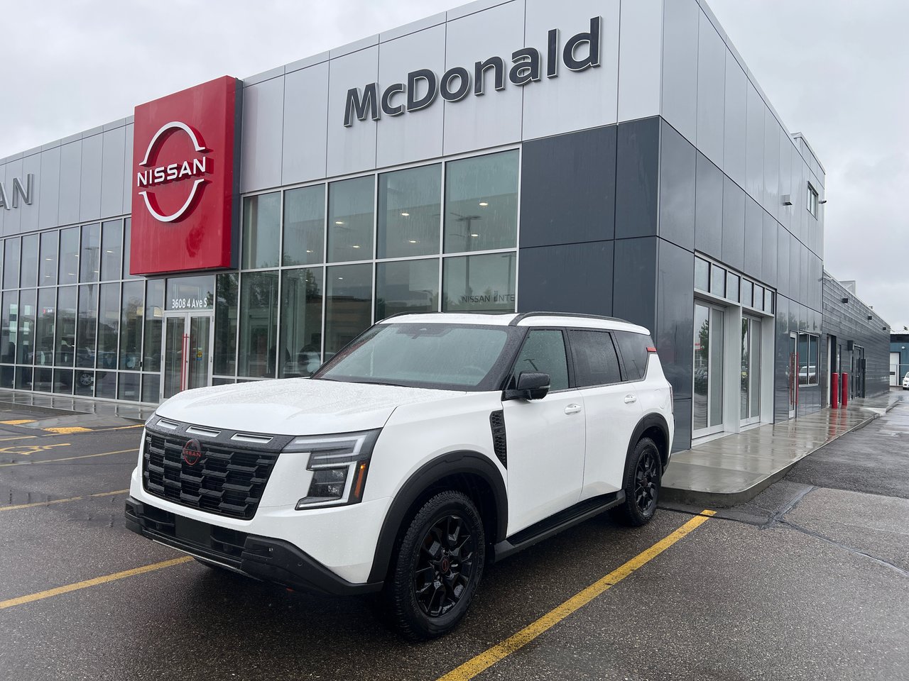 Aspen White Tricoat 2026 Nissan Armada PRO-4X 4WD SUV / Crossover Four-Wheel Drive Automatic