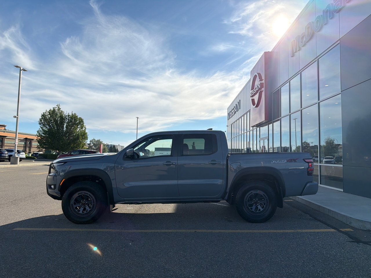 Boulder Gray Pearl 2026 Nissan Frontier Pickup Truck Automatic