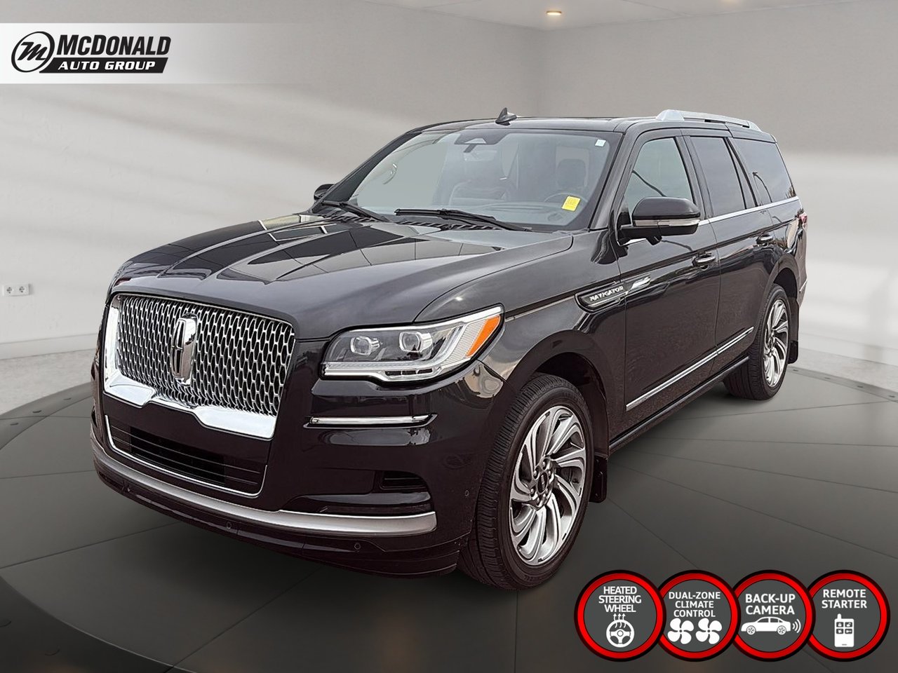 Black 2023 Lincoln Navigator SUV / Crossover Four-Wheel Drive Automatic