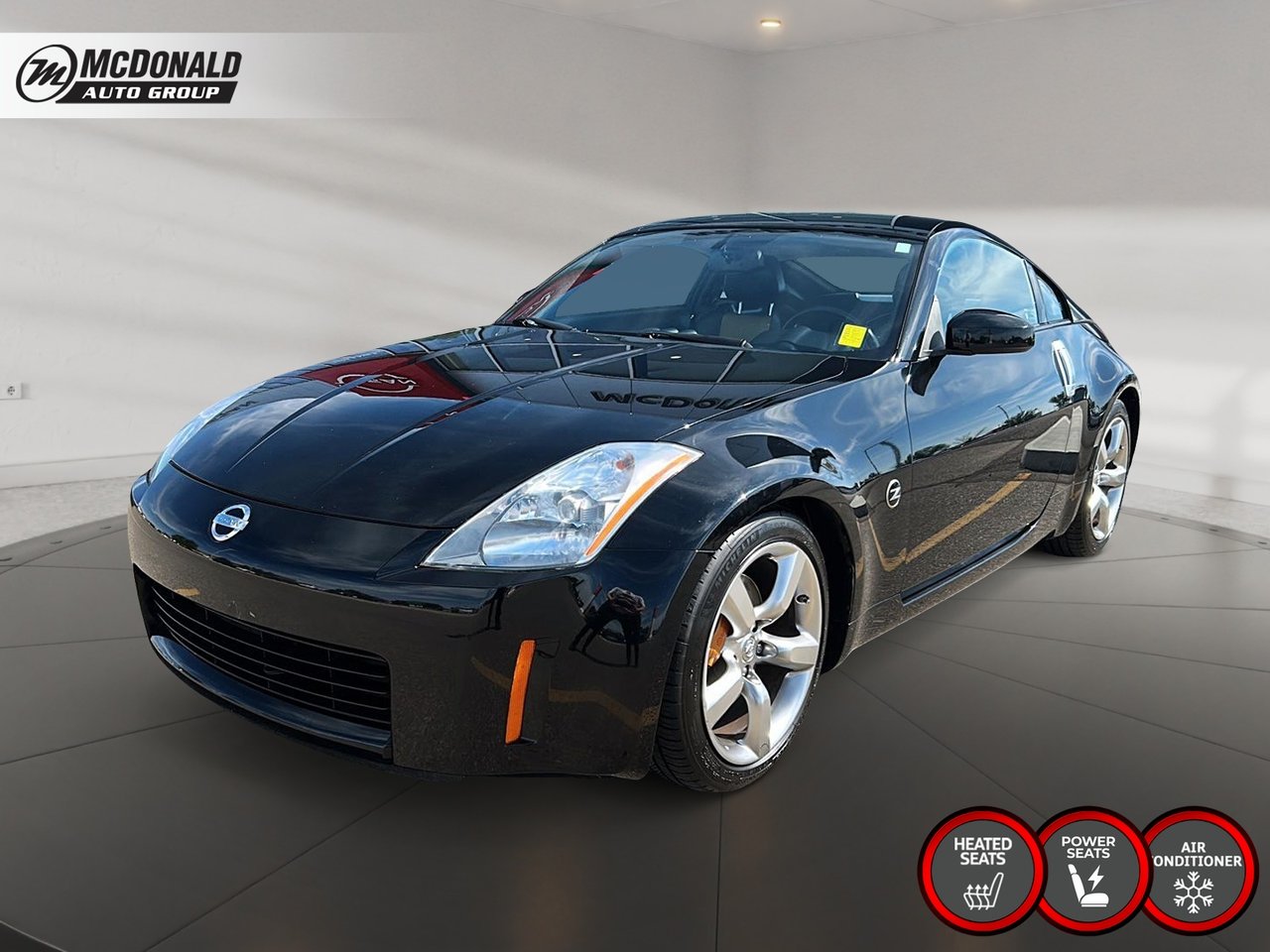 Black 2005 Nissan 350Z Coupe Rear-Wheel Drive Automatic