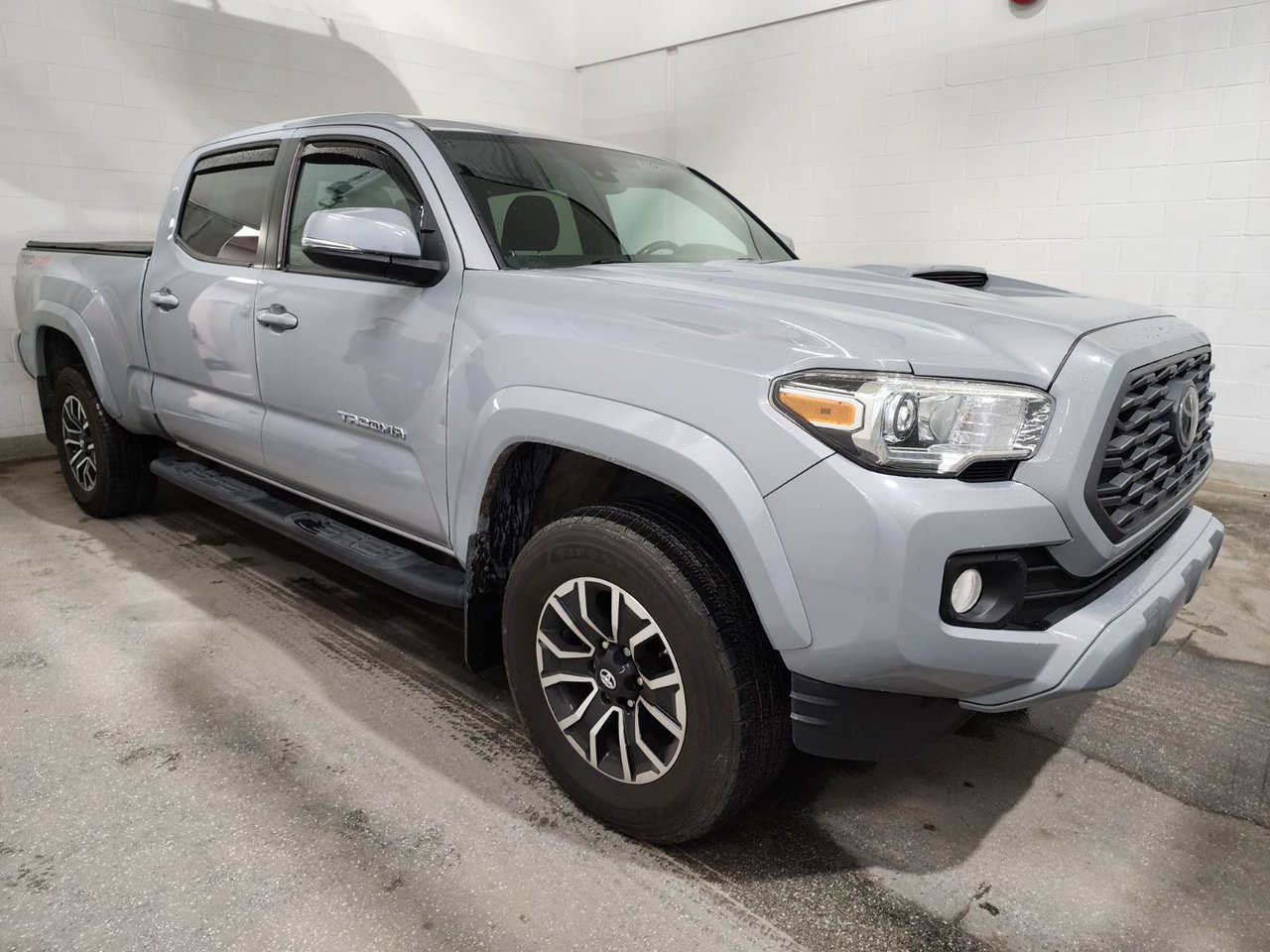 Used and pre-owned Toyota Tacoma for sale | Otogo