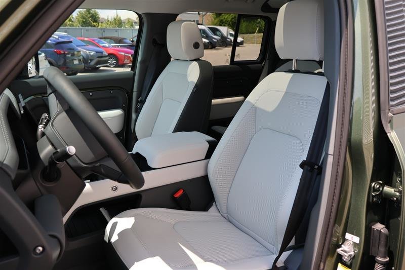 2026 Land Rover Defender