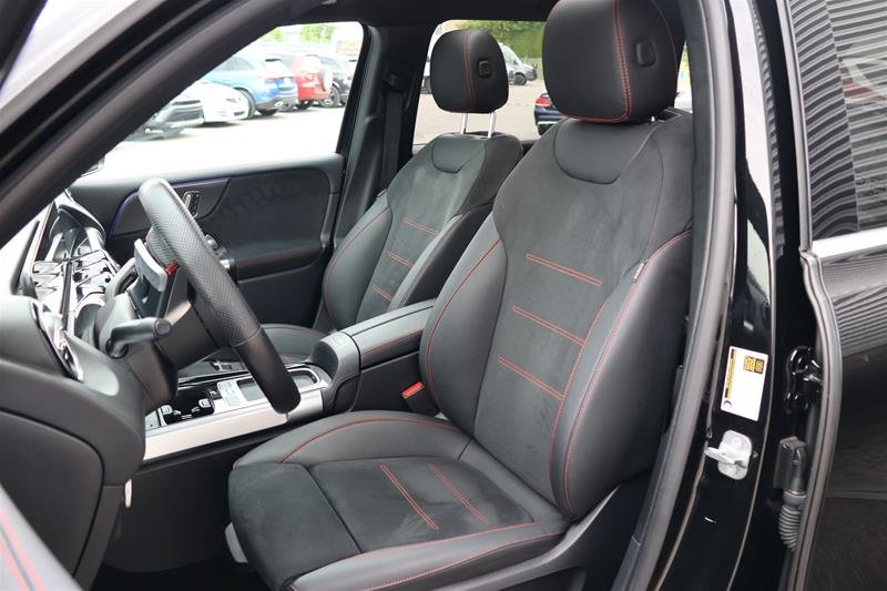 Mercedes-Benz GLB 2024
