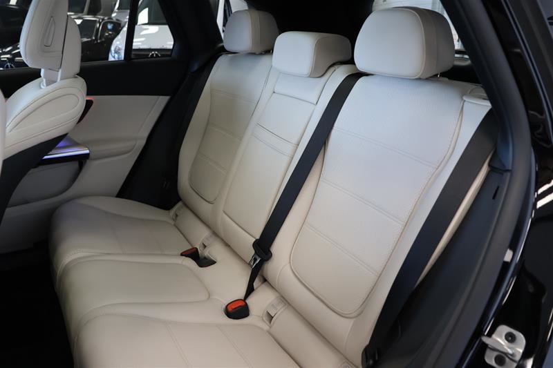 Mercedes-Benz GLC 2025