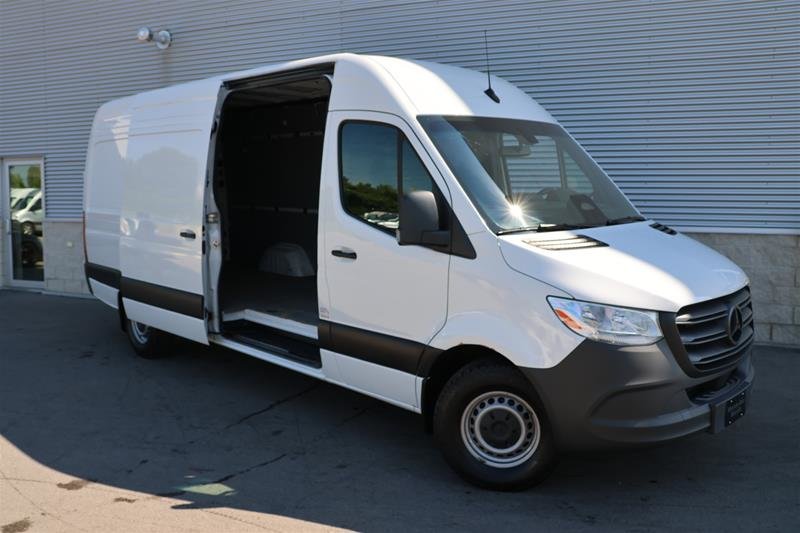 2025 Mercedes-Benz Sprinter Cargo