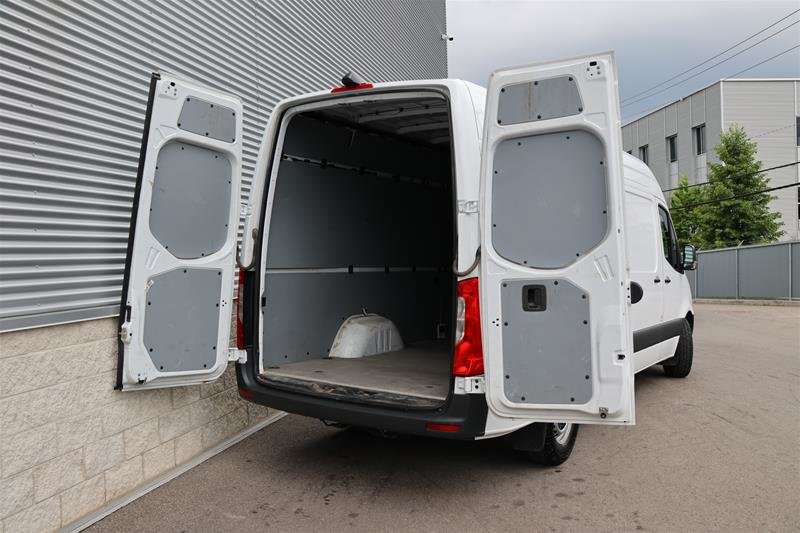 2025 Mercedes-Benz Sprinter Cargo