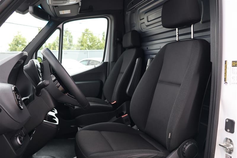 2025 Mercedes-Benz Sprinter Cargo
