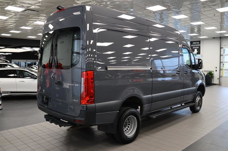 2025 Mercedes-Benz Sprinter Cargo