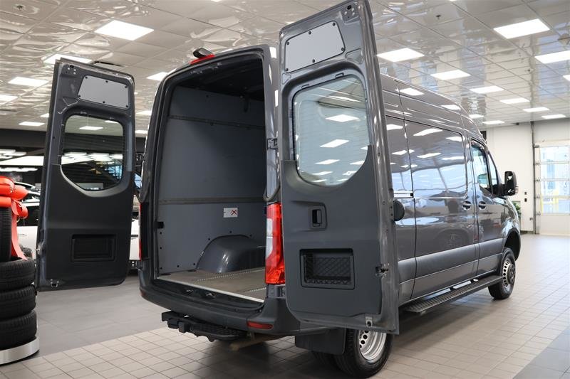 2025 Mercedes-Benz Sprinter Cargo