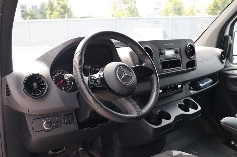 2025 Mercedes-Benz Sprinter Cargo